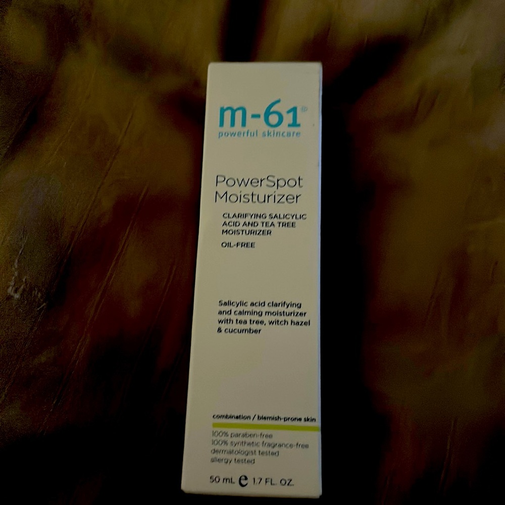 m-61 Powerspot moisturizer great for acne prone skin